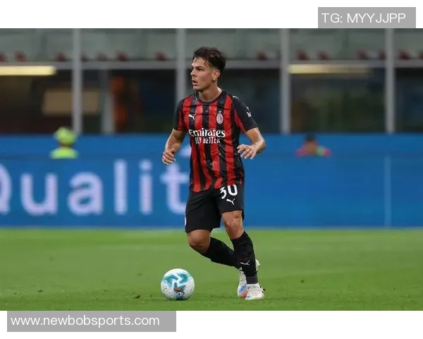 马佐拉对米兰双雄的看法:期待国米在新球场获胜但对另一队态度微妙 马佐拉对米兰双雄的看法:期待国米在新球场获胜但对另一队态度微妙