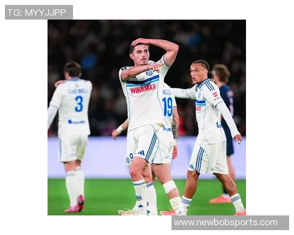 奥斯梅恩26岁补时倒钩绝杀双响赛季14场打入11球引发热议