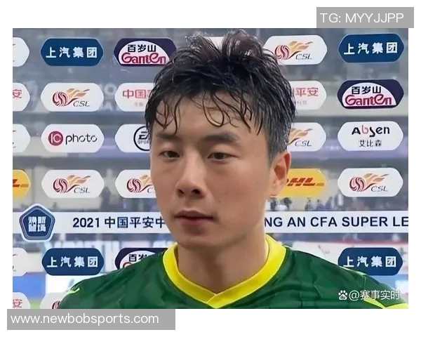 国安队李磊因右大腿肌肉拉伤预计缺阵四周球队面临人员紧张局面