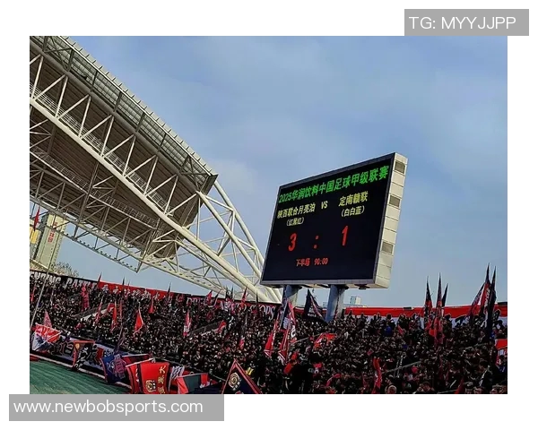 2025中甲陕西联合队观众热情高涨场均14622人次创佳绩