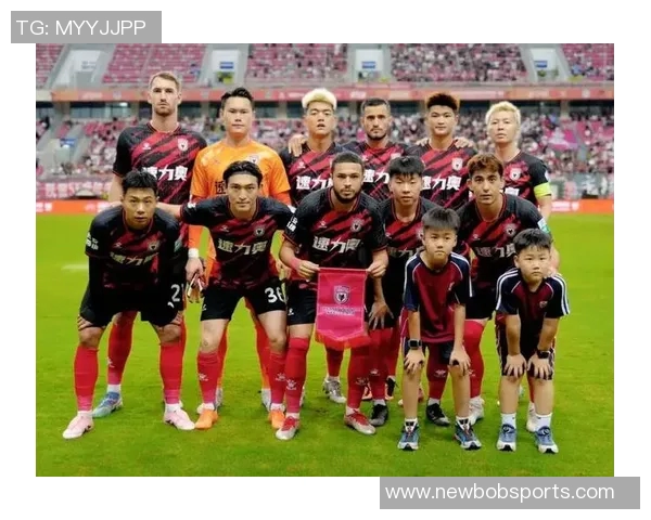 2025中甲陕西联合队观众热情高涨场均14622人次创佳绩 2025中甲陕西联合队观众热情高涨场均14622人次创佳绩